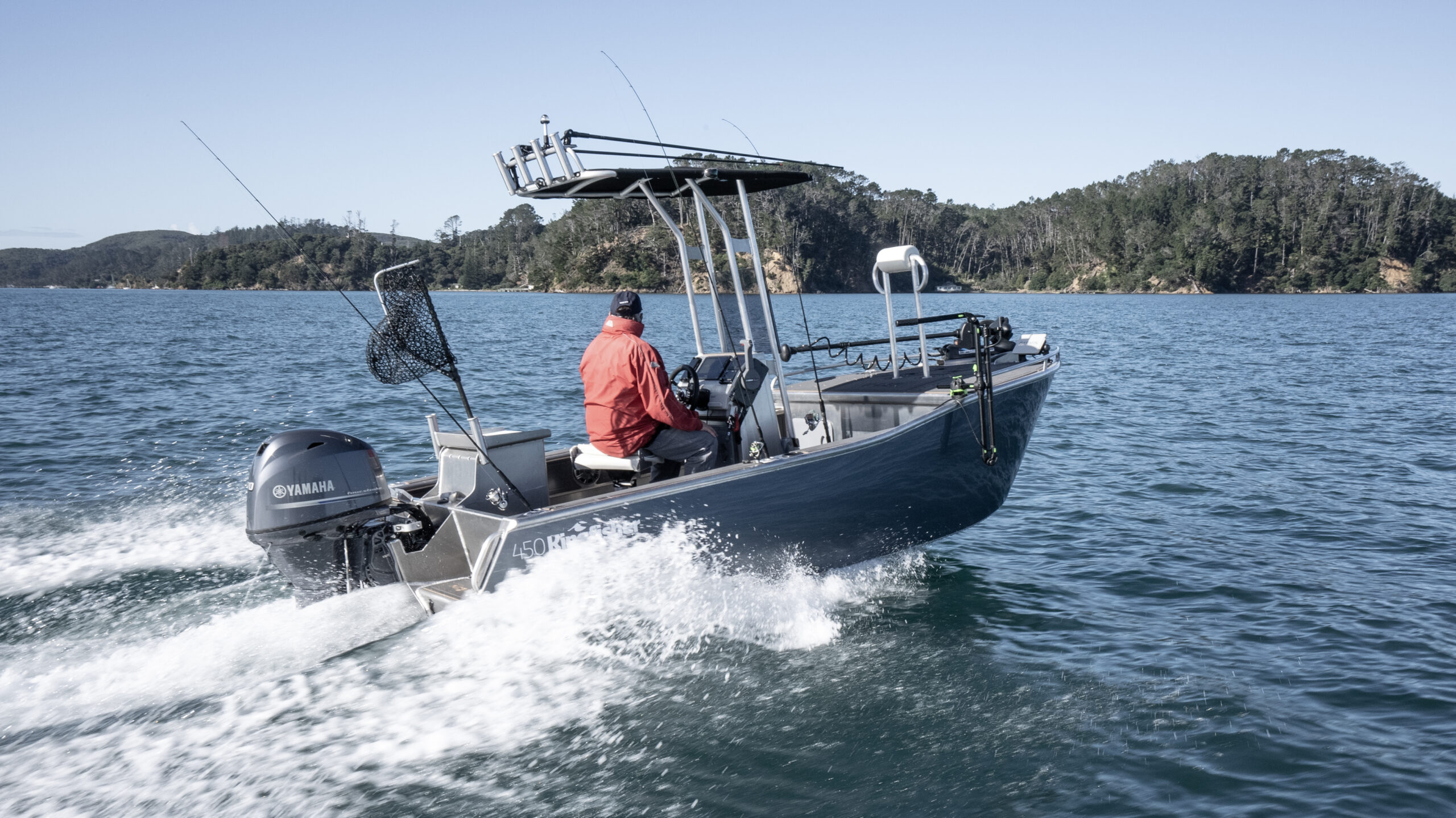 NZ fishing news rave review - 450 Centre Console